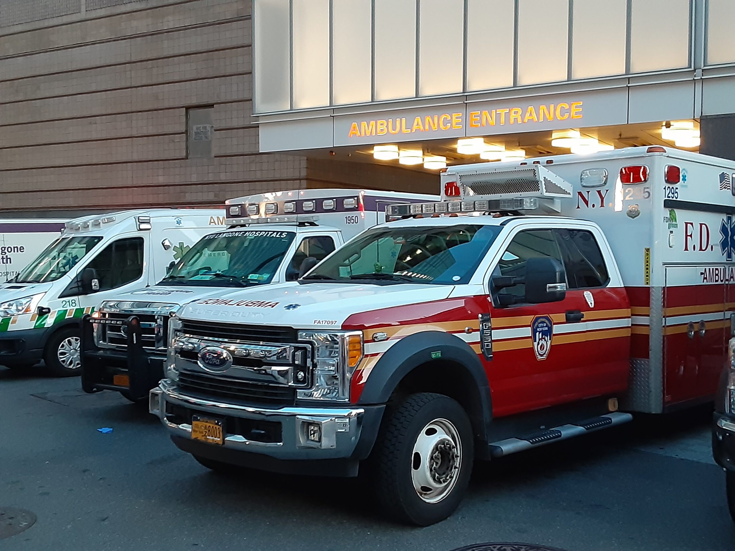 driver-shot-and-ran-over-woman-before-dying-in-queens,-new-york