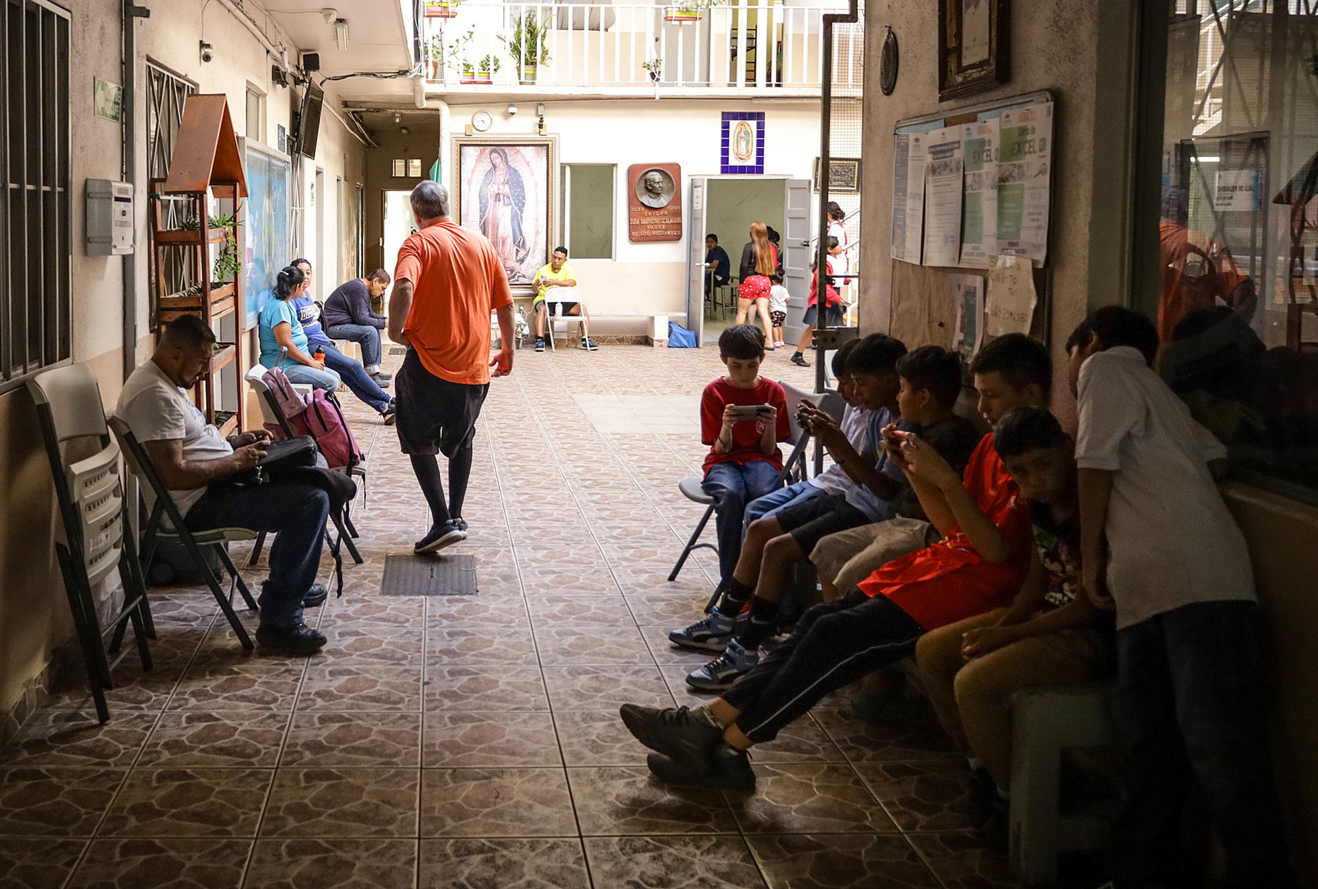 the-priest-who-has-sought-a-home-for-migrants-in-the-largest-city-on-the-mexican-border