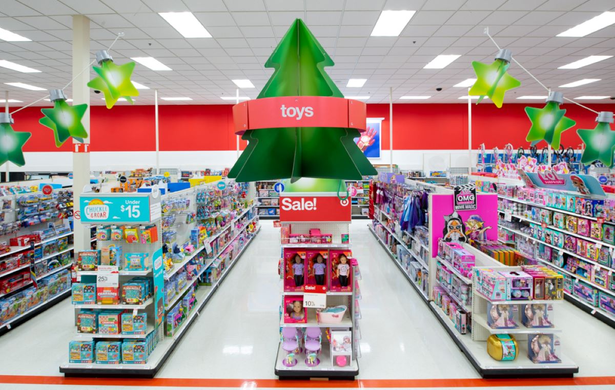 target-announces-week-of-savings-to-get-a-head-start-on-holiday-shopping