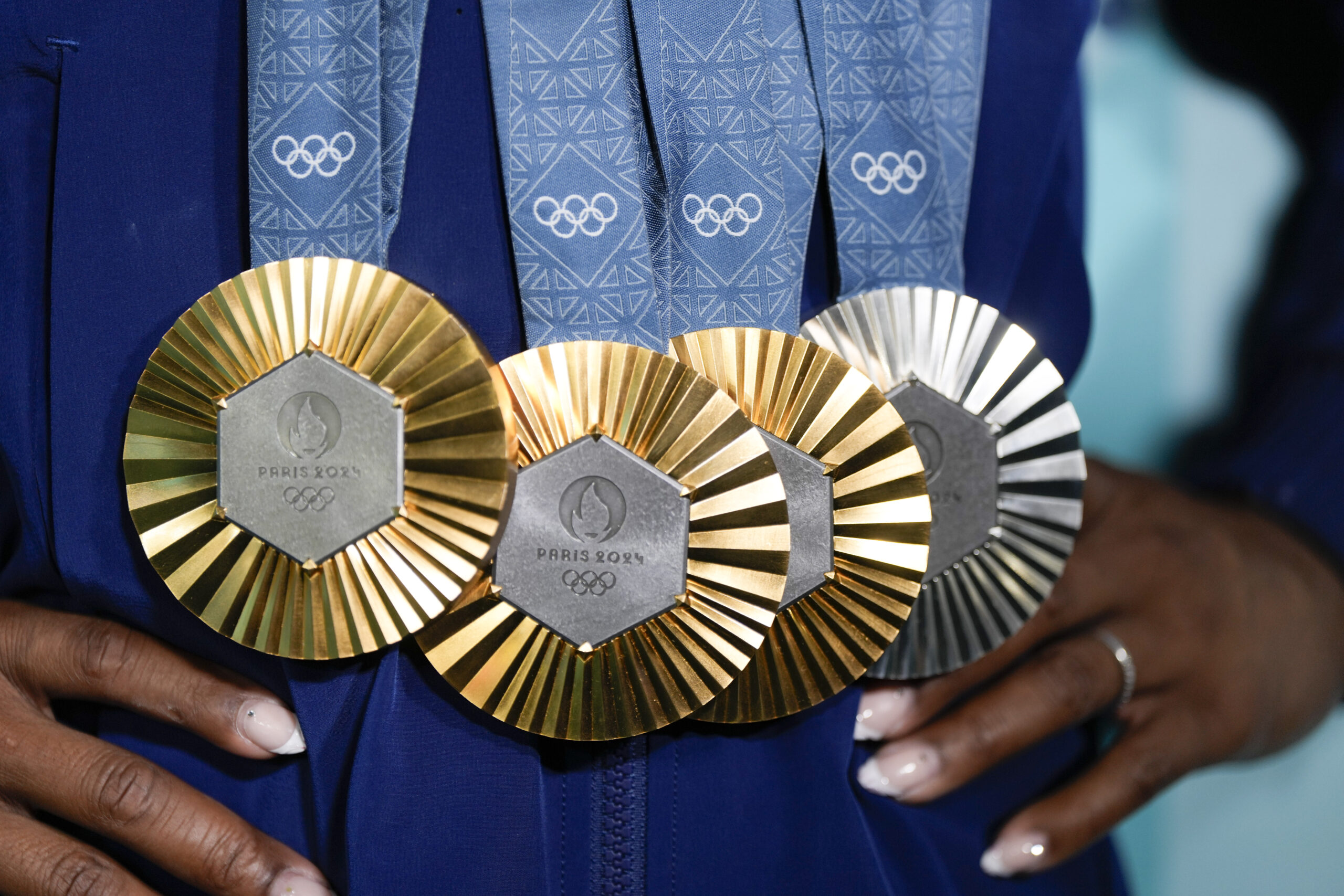 paris-2024-organizers-will-replace-damaged-medals