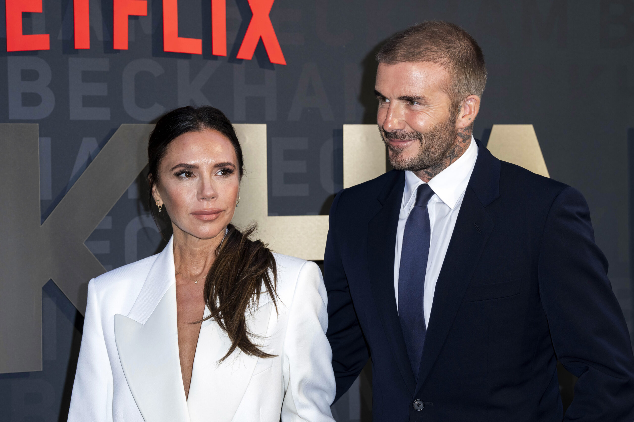 david-and-victoria-beckham-will-face-their-neighbor's-renovation