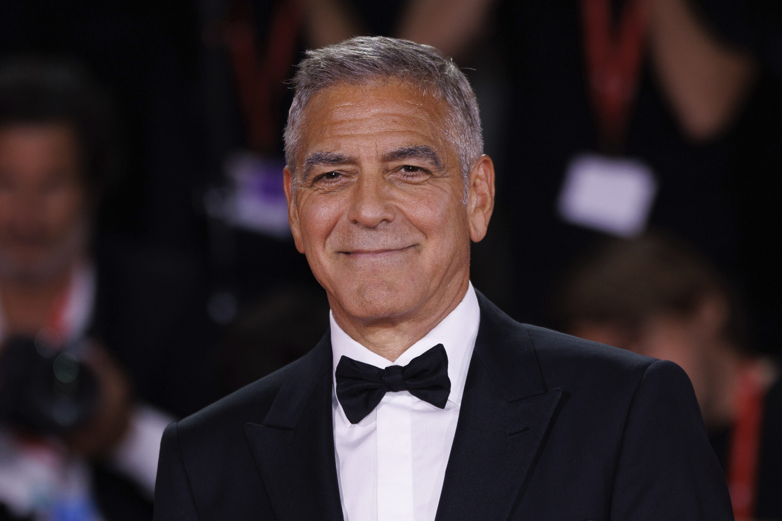 george-clooney-received-$14.5-million-for-his-studio-city-home