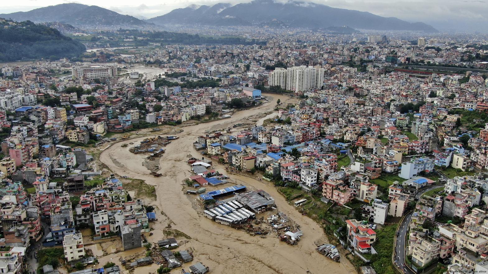 death-toll-in-nepal-floods-rises-to-more-than-190