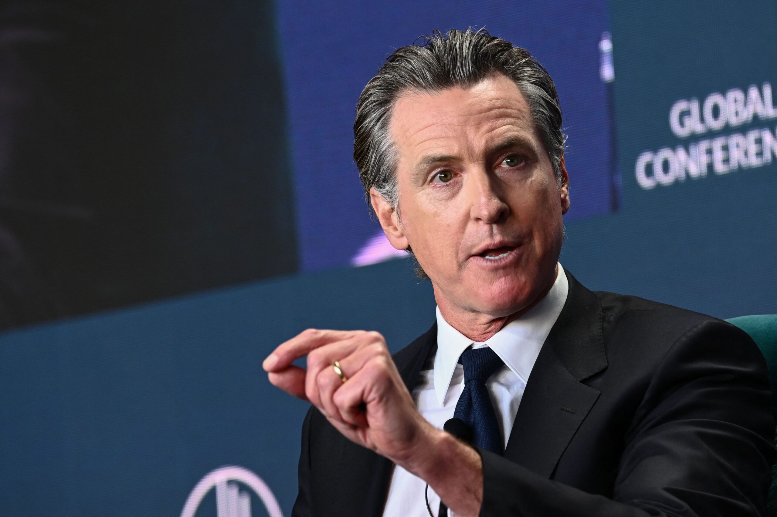 california-governor-to-protect-children-from-ai-misuse-in-sexual-images