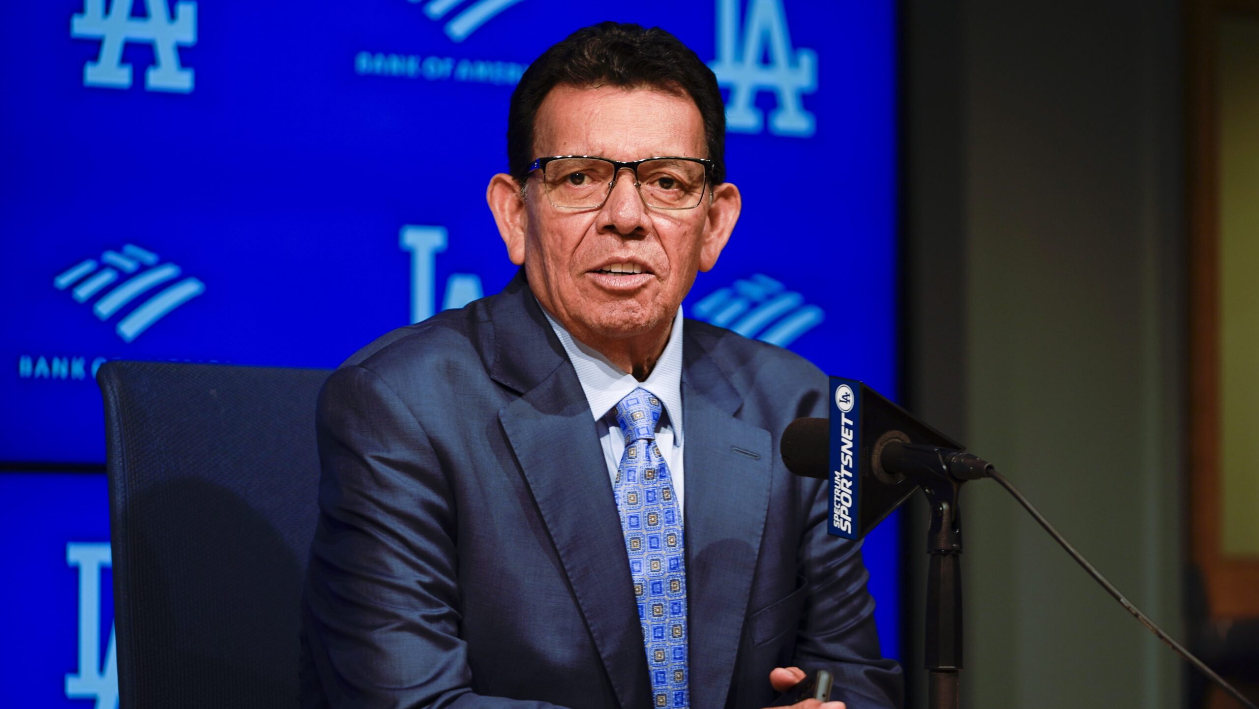 health-problems-force-fernando-valenzuela-to-abandon-radio-broadcasts