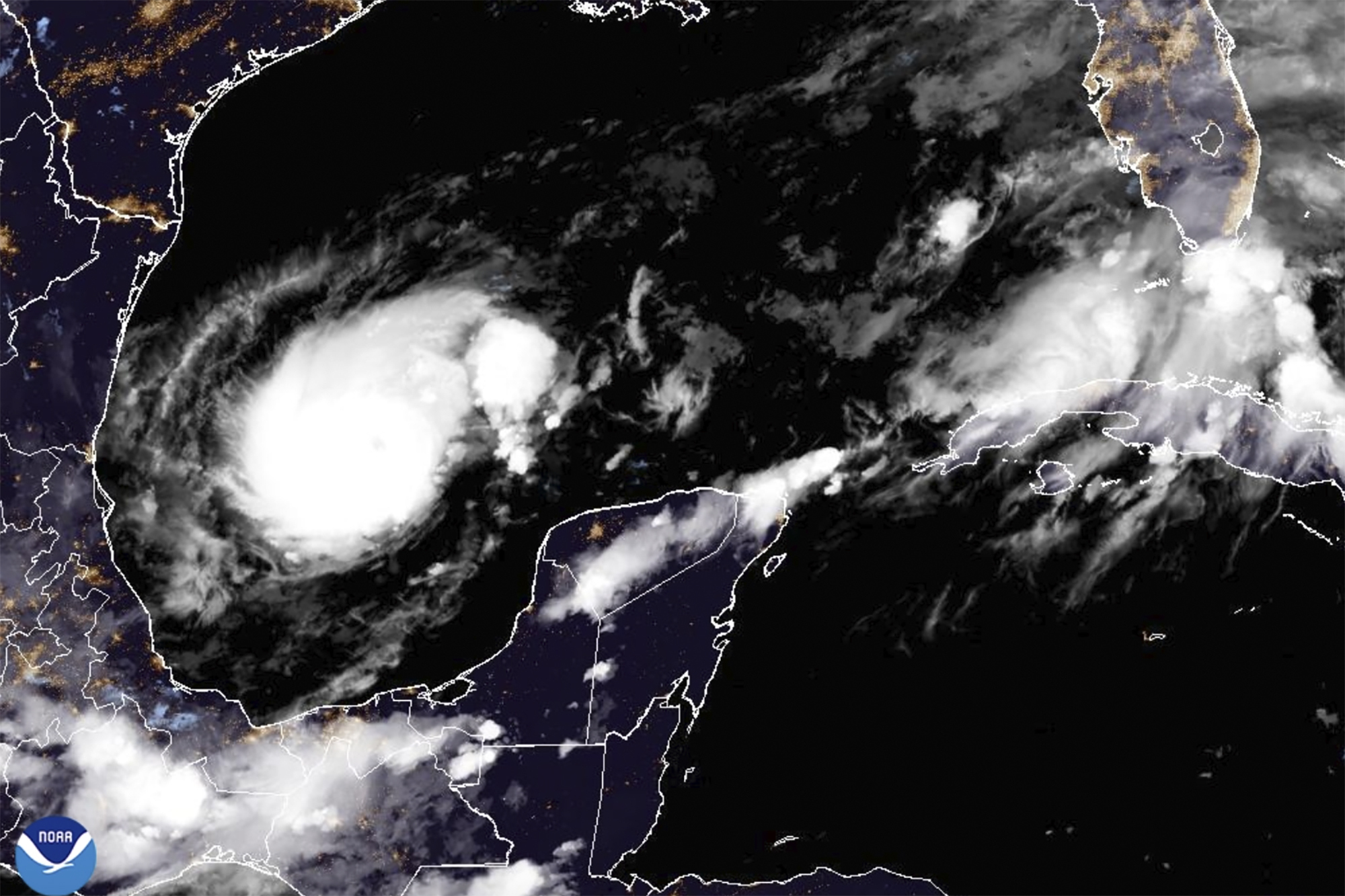 hurricane-milton-reaches-category-5-as-it-approaches-florida